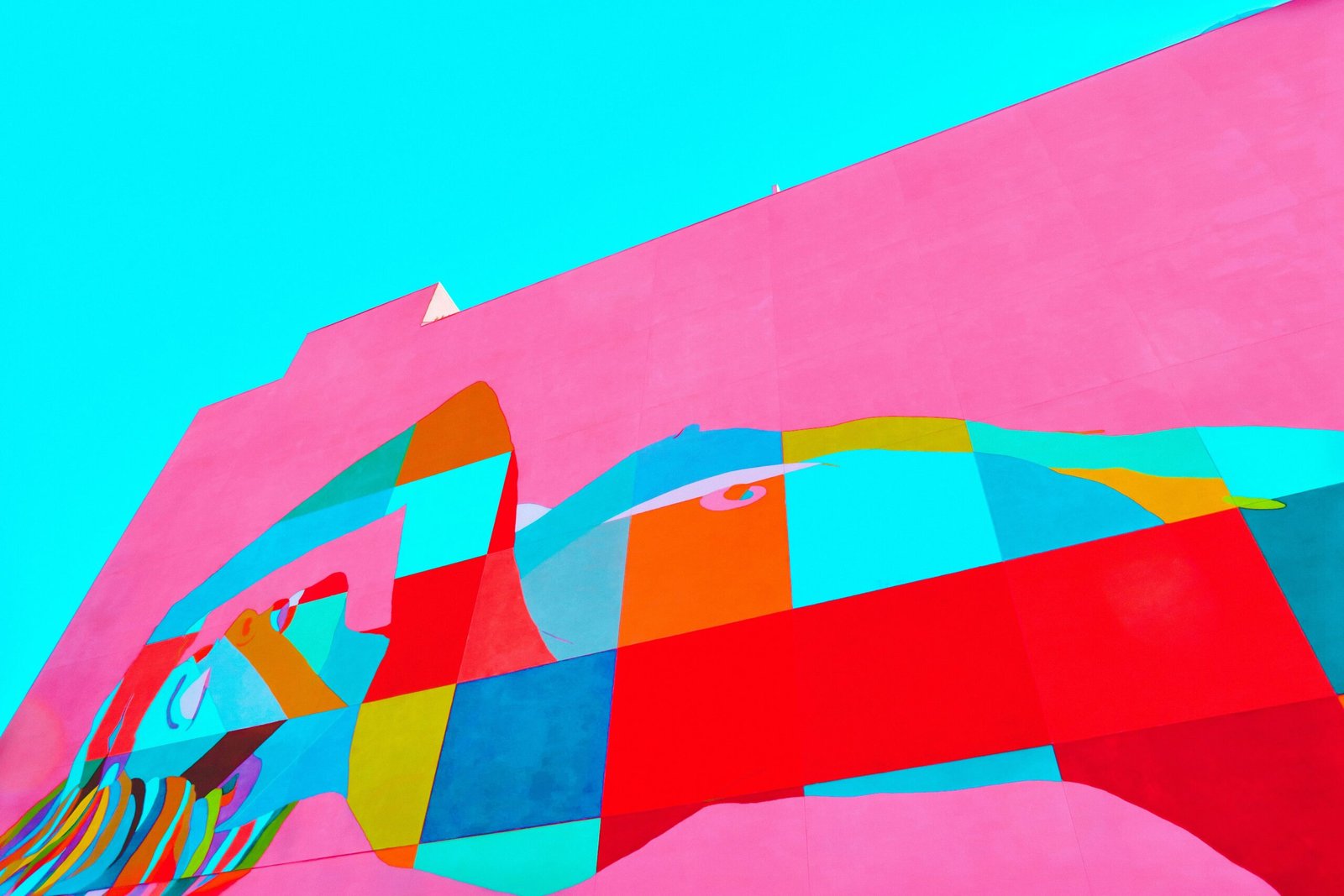 เปิดโลกศิลปะป๊อปอาร์ต: จากความธรรมดาสู่ผลงานระดับโลก